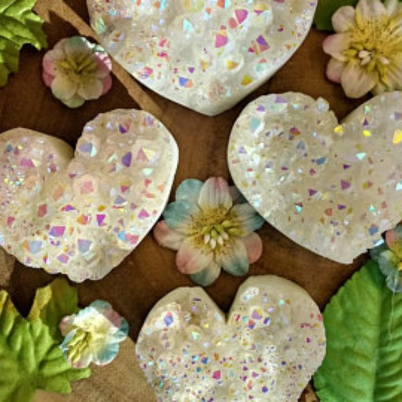 Angel Aura Quartz Heart Crystal Cluster Raw - Picture 2 of 3